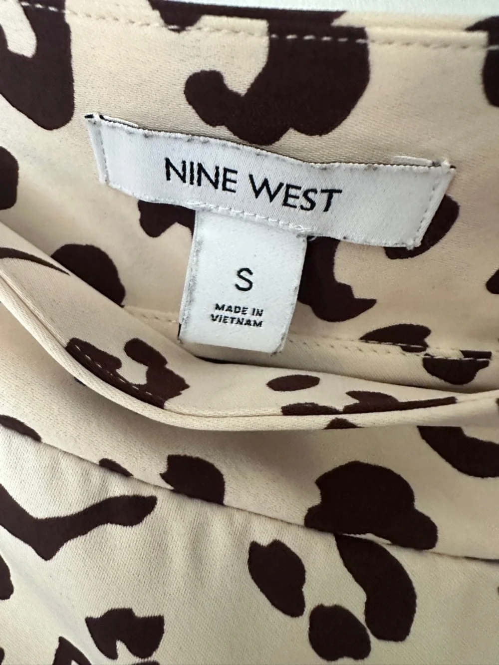 Nine West Beige Animal Print Wrap Midi Skirt Women’s Small